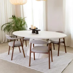 Stoelen|Ygo Armstoel COLETTE Monza Beige - Poot Walnoot