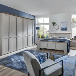 Slaapkamers|Ygo Slaapkamer NAVAN: Kleerkast 250cm met Lijst + Bed 160x200 + 2x Nachttafels